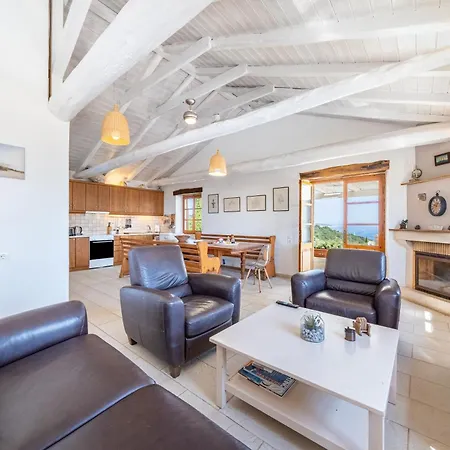 Iremia Villa Antipaxos